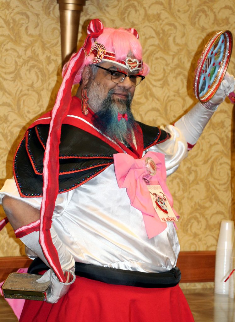 Lar DeSouza as Sailor Bacon